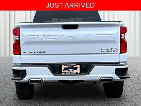 New 2026 Chevrolet Silverado 1500 High Country w/ Technology Package AWD/4WD image 8