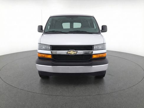 Used 2024 Chevrolet Express 3500 LT w/ LT Preferred Equipment Group image 2