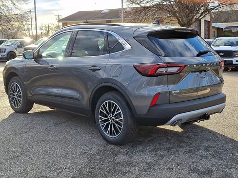 New 2026 Ford Escape SE w/ Class II Trailer Tow Package image 12