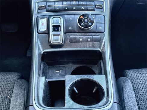 Used 2023 Hyundai Santa Fe SEL image 15