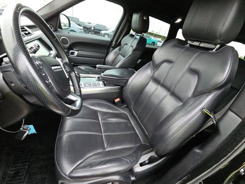 Used 2017 Land Rover Range Rover Sport HSE image 6