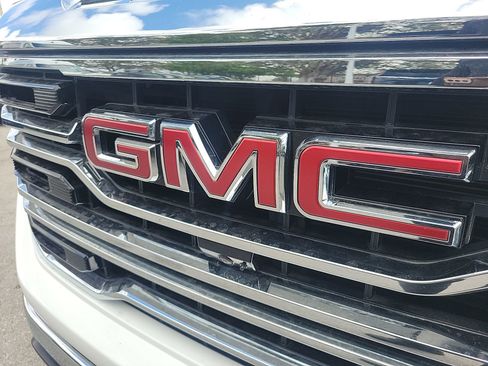 Used 2024 GMC Sierra 1500 SLT w/ SLT Premium Plus Package image 8