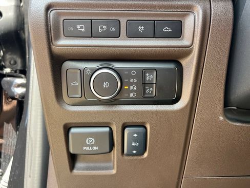Used 2024 Ford F150 King Ranch AWD/4WD image 24