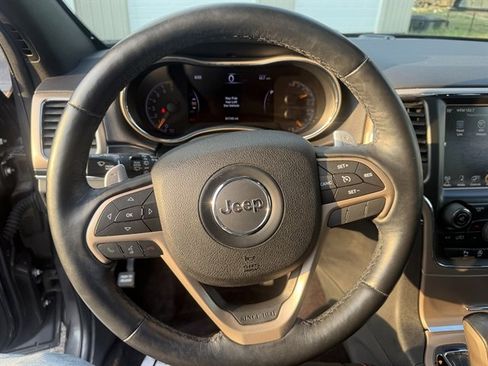 Used 2017 Jeep Grand Cherokee Limited 75th Anniversary image 21