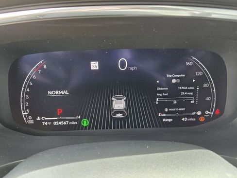 Certified 2023 Acura MDX FWD w/ Technology Package image 7