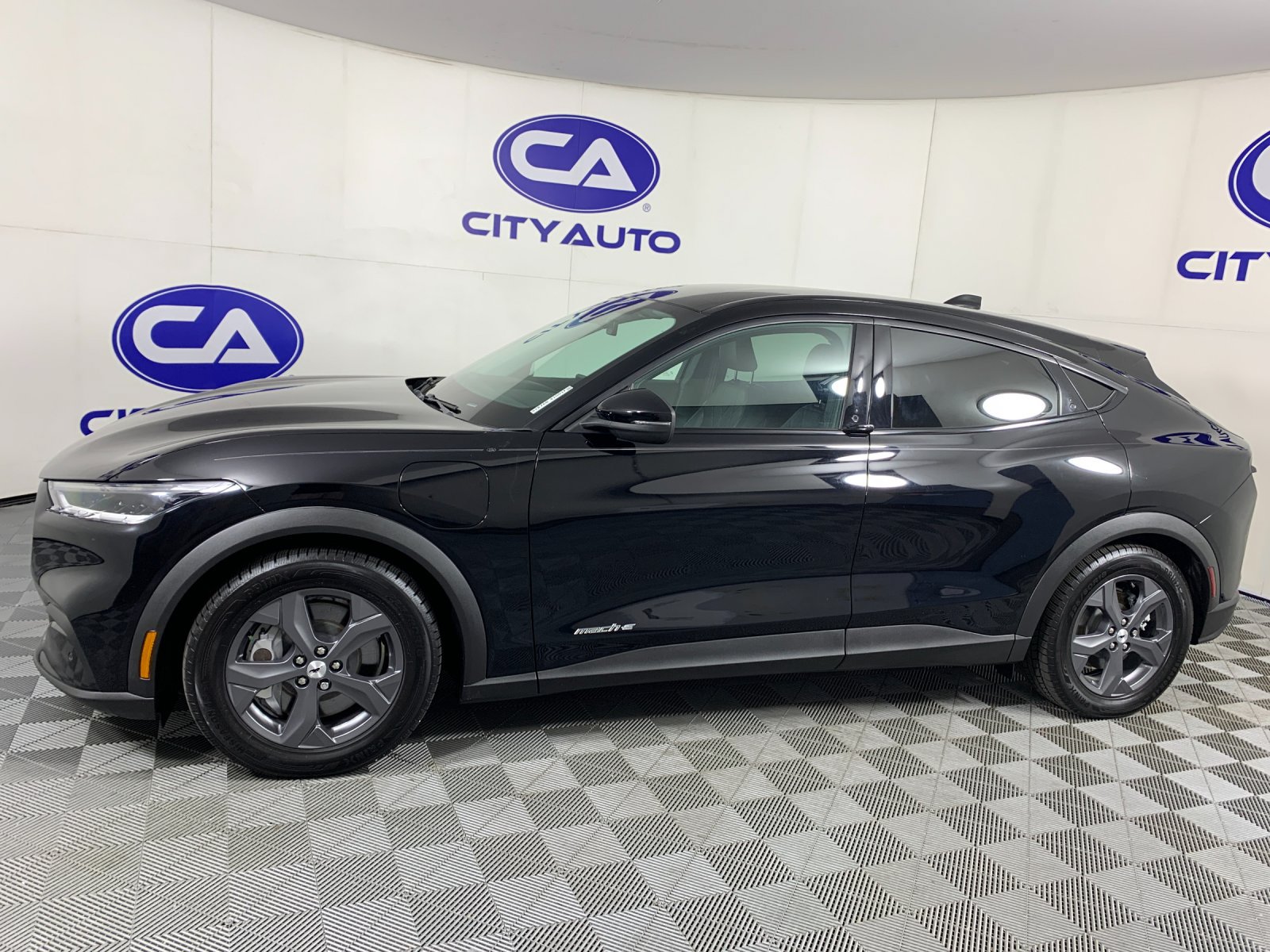 Used 2021 Ford Mustang Mach-E Select RWD image 6