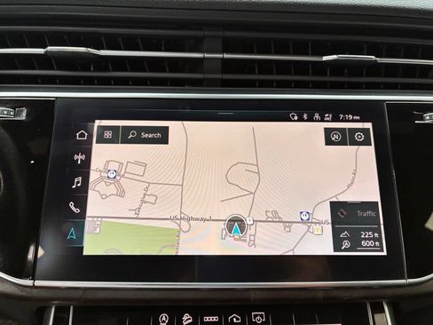 Used 2021 Audi Q8 Premium Plus w/ Premium Plus Package AWD/4WD image 37