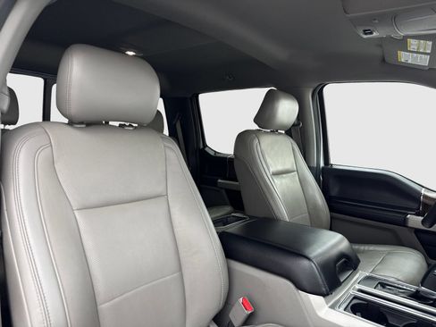 Used 2017 Ford F150 Lariat AWD/4WD image 39