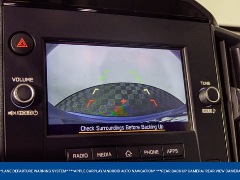 Used 2025 Subaru Forester AWD/4WD image 7