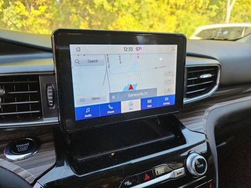 Used 2022 Ford Explorer Limited w/ Equipment Group 301A image 15