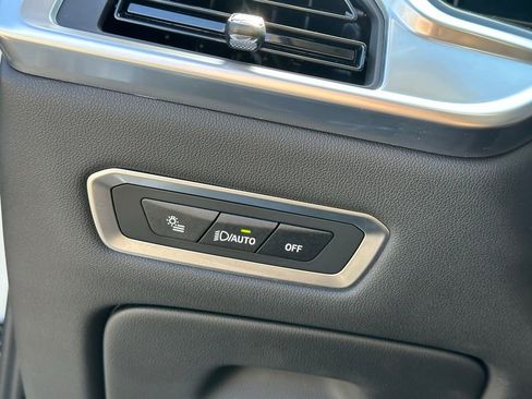 Certified 2024 BMW X7 xDrive40i w/ Premium Package image 24