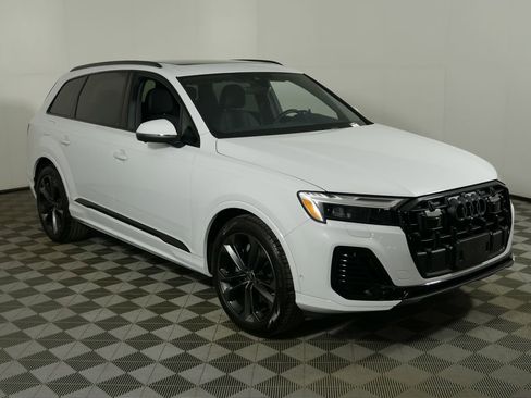 Used 2025 Audi Q7 3.0T Premium Plus w/ Premium Plus Package AWD/4WD image 1