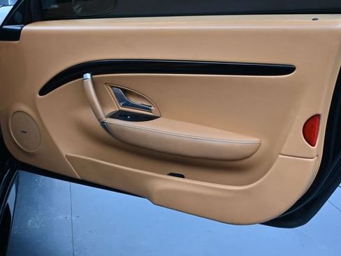 Used 2017 Maserati GranTurismo Sport RWD image 11