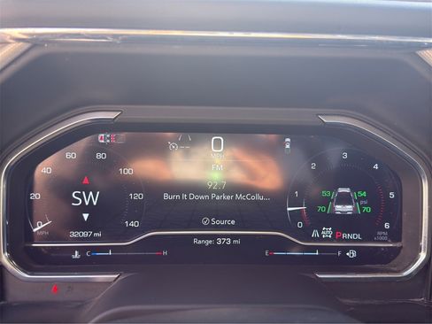 Used 2025 GMC Sierra 3500 Denali w/ Denali Reserve Package image 9