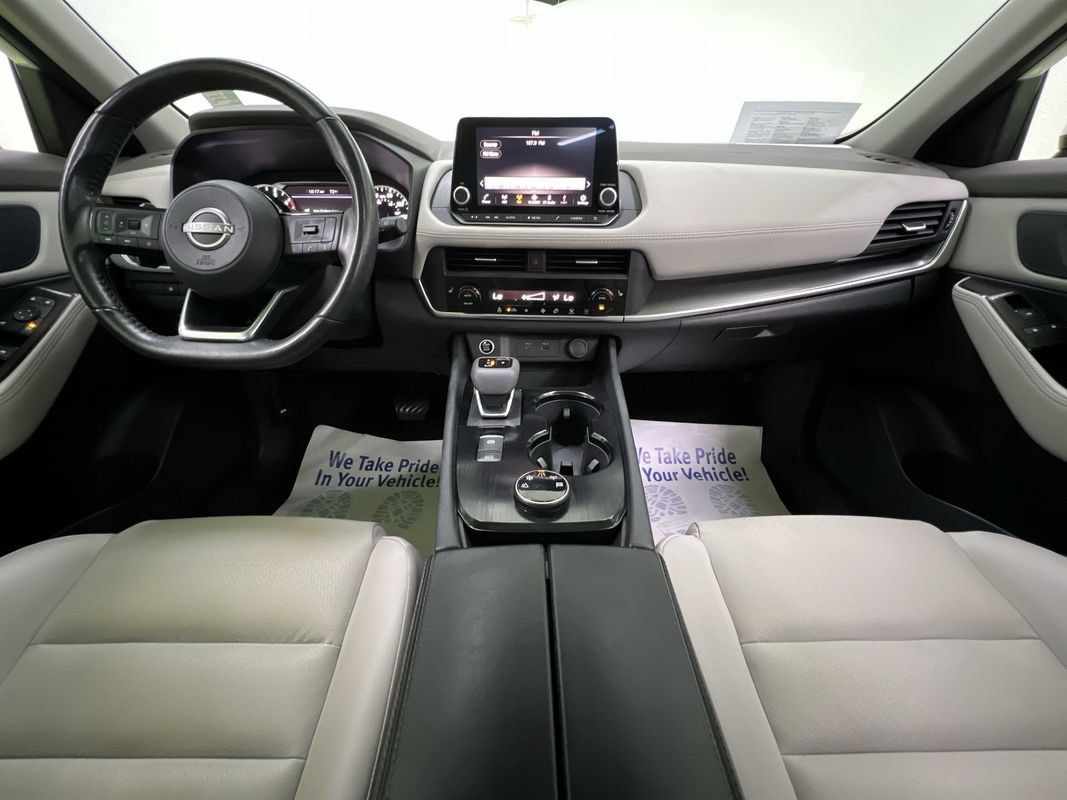 Used 2023 Nissan Rogue SV w/ SV Premium B Package AWD/4WD image 17