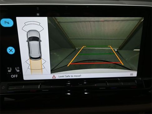 New 2026 Volkswagen Atlas Cross Sport SE image 3