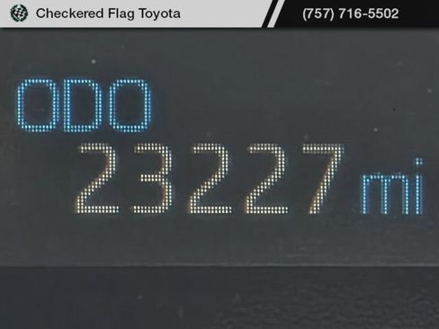 Used 2025 Toyota RAV4 XLE w/ Convenience Package FWD image 12