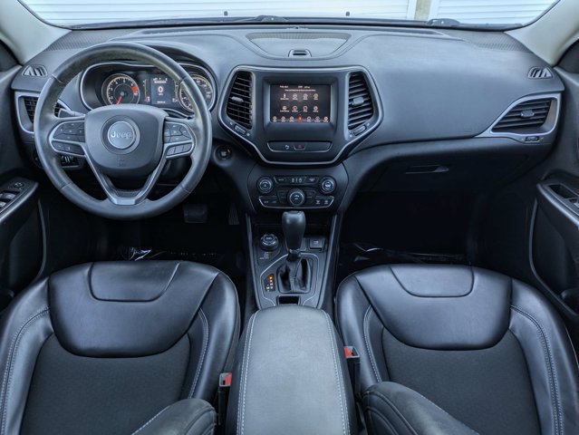 Used 2020 Jeep Cherokee Latitude Plus AWD/4WD image 15