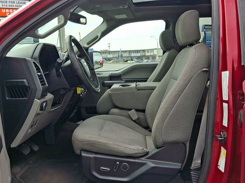 Used 2018 Ford F150 XLT w/ Equipment Group 302A Luxury AWD/4WD image 15