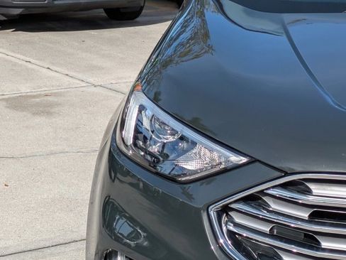 Used 2022 Ford Edge SEL w/ Convenience Package image 9