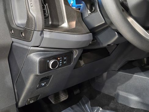 New 2025 Ford Bronco 4-Door image 14