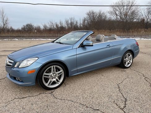 Used 2011 Mercedes-Benz E 350 Cabriolet image 2