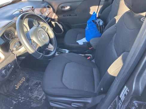 Used 2017 Jeep Renegade Sport w/ Power & Air Group image 12