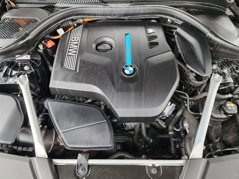 Used 2018 BMW 530e image 32