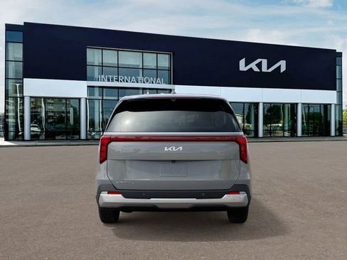 New 2026 Kia Carnival EX image 5