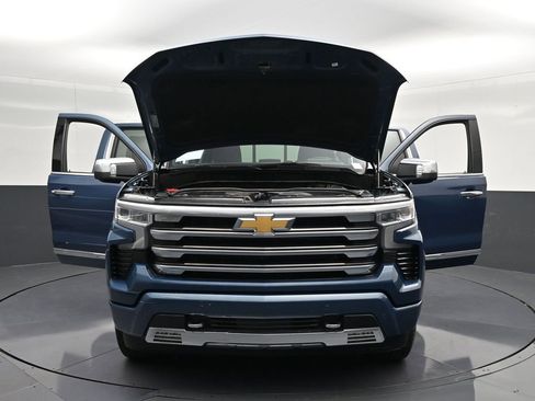 Used 2024 Chevrolet Silverado 1500 High Country w/ Technology Package RWD image 38