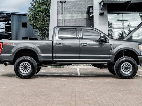 Used 2018 Ford F250 Platinum w/ Platinum Ultimate Package image 5