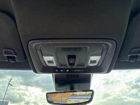 Used 2024 Chevrolet Silverado 1500 LTZ AWD/4WD image 52