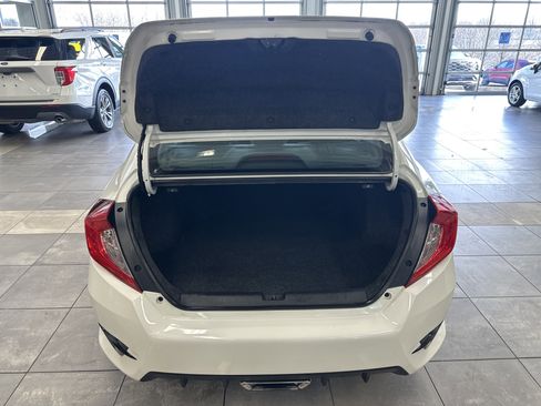 Used 2020 Honda Civic Sport image 25