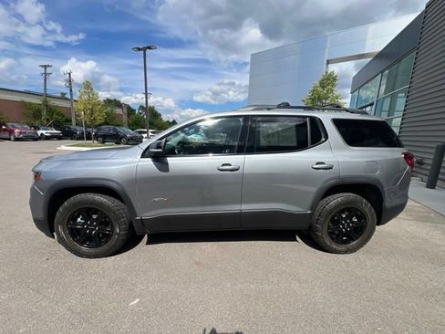 Used 2023 GMC Acadia AT4 w/ Technology Package AWD/4WD image 8