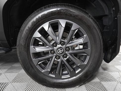 Used 2025 Toyota Land Cruiser w/ Premium Package AWD/4WD image 33