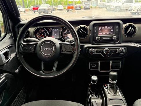 Used 2021 Jeep Wrangler Unlimited Sport AWD/4WD image 11