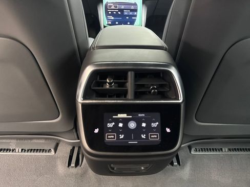 Used 2024 Lucid Air Touring AWD/4WD image 70