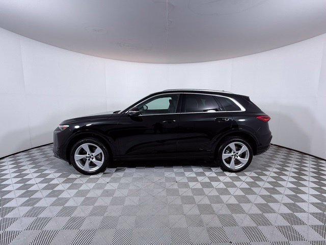 Certified 2025 Audi Q5 Premium w/ Premium Plus AWD/4WD image 4