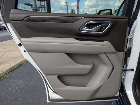 Used 2023 Chevrolet Tahoe LS image 14