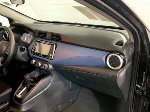 Used 2025 Nissan Versa SV w/ Trunk Package FWD image 16