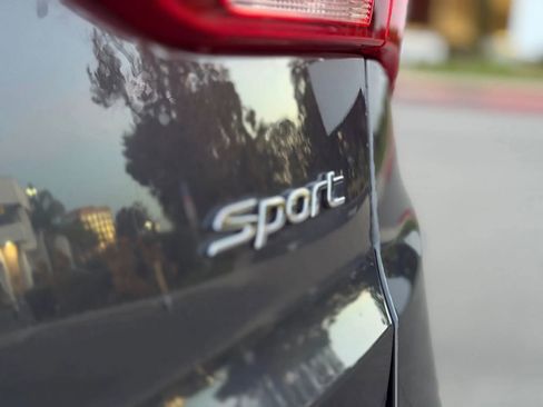 Used 2017 Hyundai Santa Fe Sport w/ 2.4L Tech Package 04 image 11