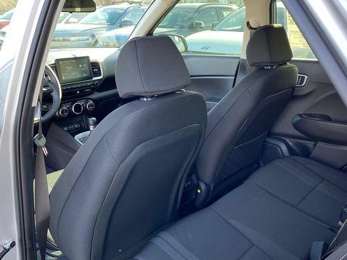 New 2026 Hyundai Venue SEL FWD image 27