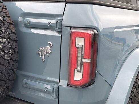 Used 2022 Ford Bronco Outer Banks image 24