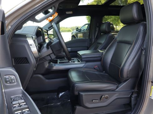 Used 2025 Ford F150 Lariat w/ Equipment Group 502A High AWD/4WD image 9