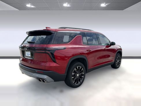 Used 2025 Chevrolet Traverse LT w/ Sun and Wheel Package AWD/4WD image 9