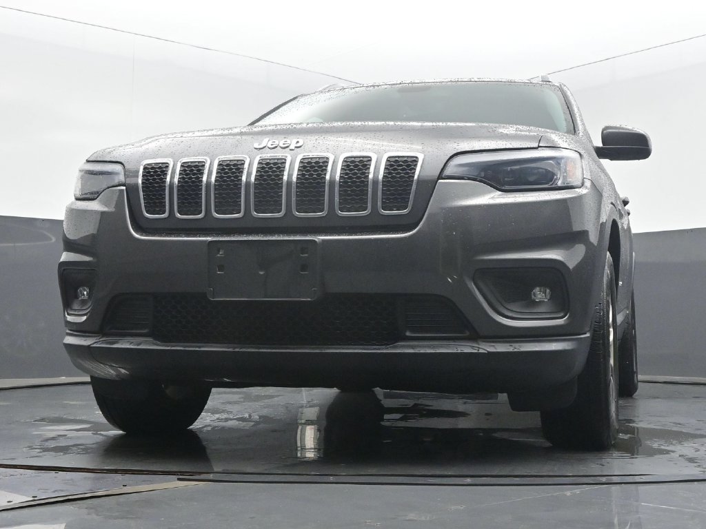 Used 2019 Jeep Cherokee Latitude Plus w/ Comfort/Convenience Group AWD/4WD image 49