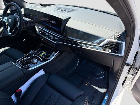New 2026 BMW ALPINA XB7 AWD/4WD image 13