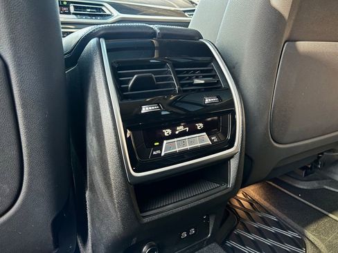 Used 2021 BMW X7 xDrive40i w/ Premium Package image 20