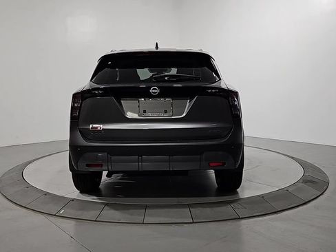 New 2026 Nissan Kicks SV w/ SV Premium Package AWD/4WD image 4