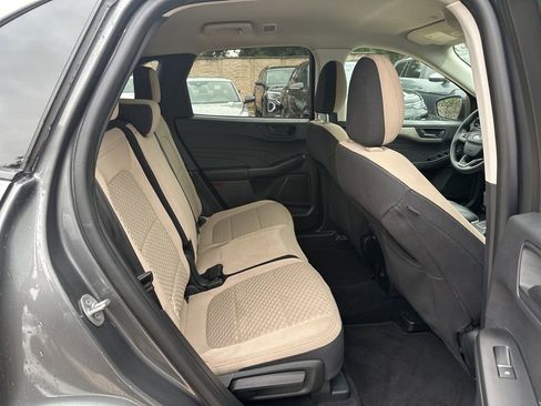 Used 2022 Ford Escape SE AWD/4WD image 18